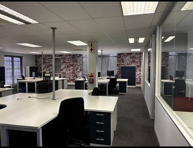 BUSINESS PROPERTY TO RENT IN DOORDEKRAAL